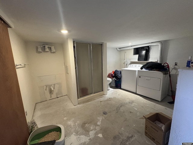 117 W Madison, Riverton, WY 82501 - interior space featuring washing machine and dryer