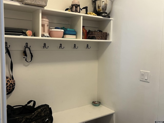 640 Lynn Ct, Green River, WY 82935 - view of mudroom