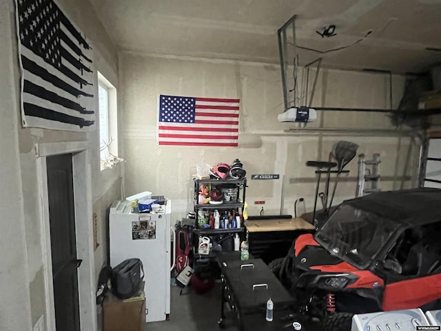 640 Lynn Ct, Green River, WY 82935 - garage featuring a garage door opener
