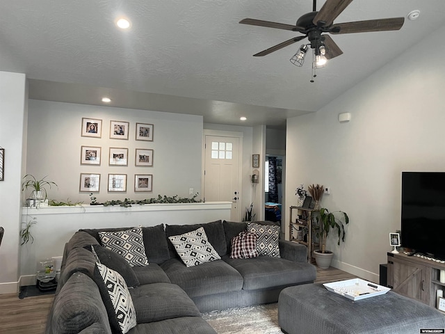 640 Lynn Ct, Green River, WY 82935 - living room featuring baseboards, wood finished floors, recessed lighting, and ceiling fan
