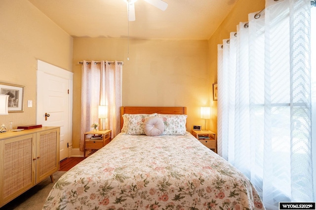 bedroom featuring ceiling fan