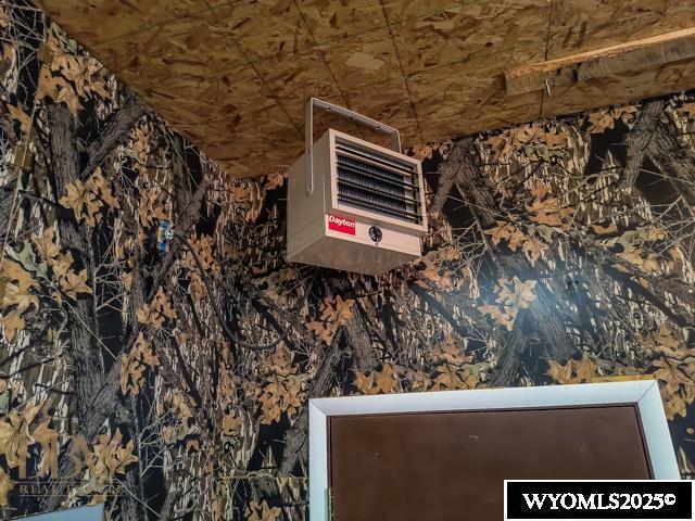 exterior details with a heating unit