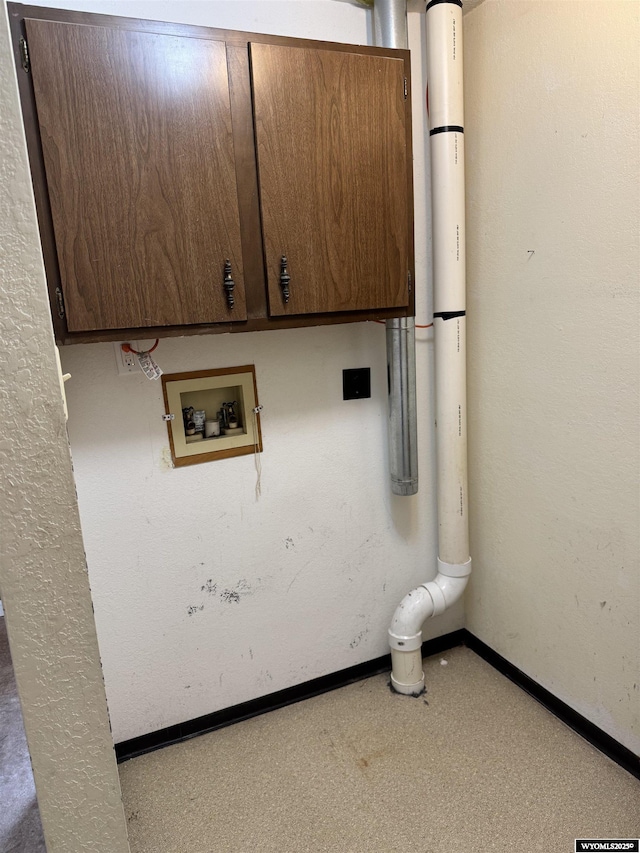 124 Railroad St, Lingle, WY 82223 - interior details featuring baseboards
