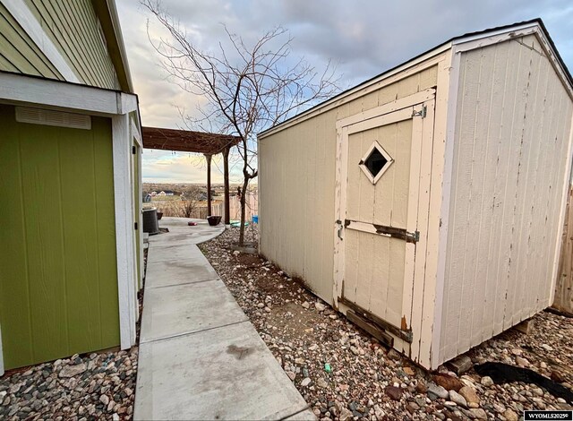 999 Eagle Dr, Douglas, WY 82633 - view of shed with fence