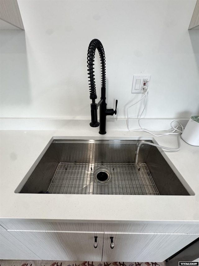 822 W St, Rock Springs, WY 82901 - kitchen view of a sink