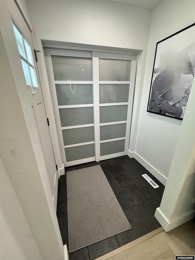 822 W St, Rock Springs, WY 82901 - entryway with baseboards