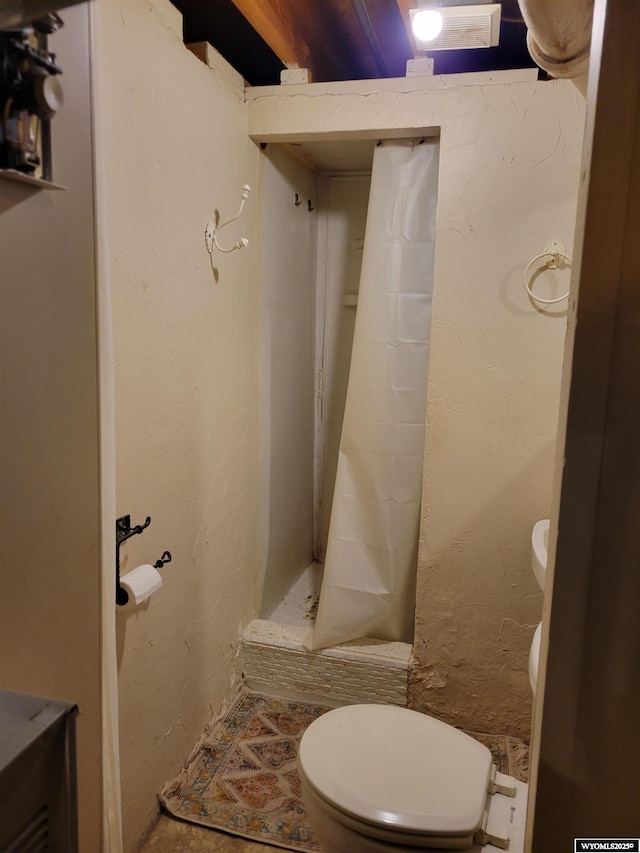 1001 Country Club Rd, Casper, WY 82609 - full bath with a shower stall and toilet