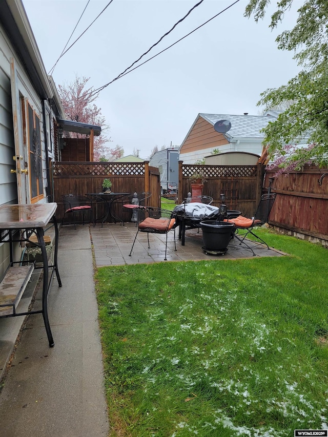 1001 Country Club Rd, Casper, WY 82609 - view of yard with a patio area