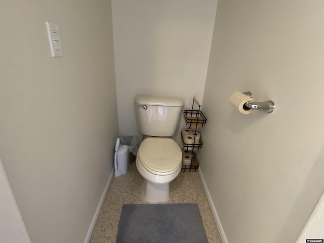 4230 S Oak St, Casper, WY 82601 - bathroom with toilet and baseboards