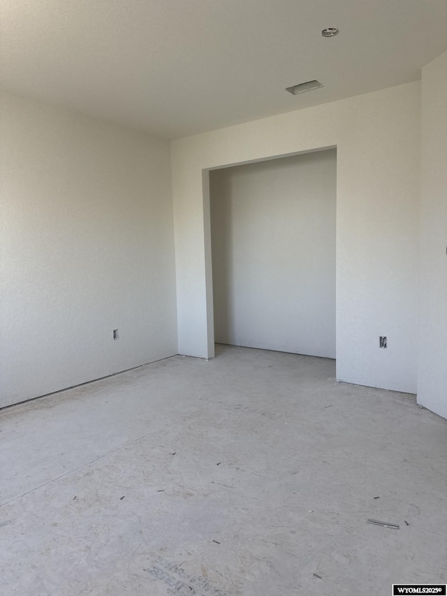 4870 Buffalo Mdws, Way, Mills, WY 82604 - empty room with concrete flooring