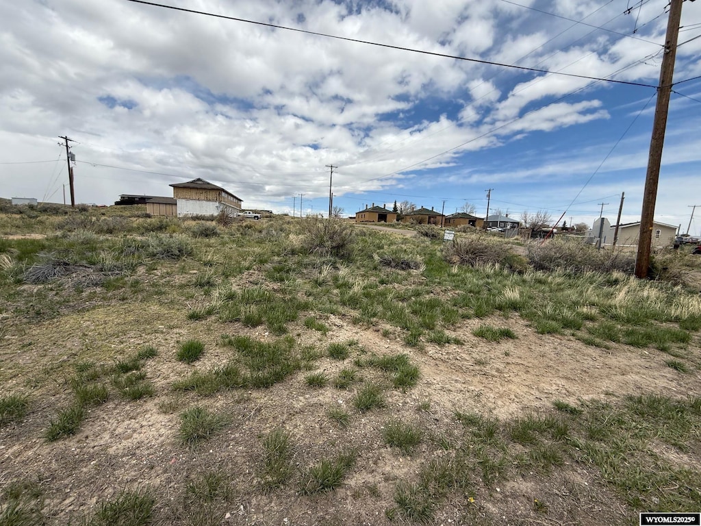 616 3rd St, Hanna, WY 82327