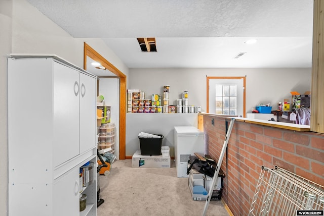 104 Canyon Hollow Dr, Evanston, WY 82930 - interior space