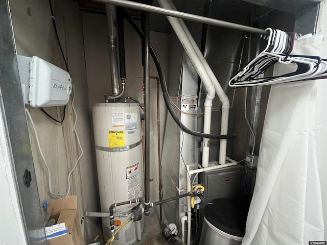 2715 Colorado Dr, Green River, WY 82935 - utilities with secured water heater