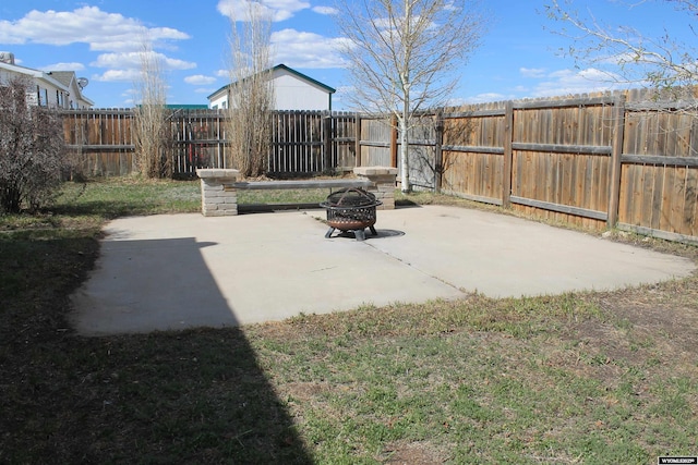7 N Schmid Dr, La Barge, WY 83123 - view of patio with a fire pit and a fenced backyard