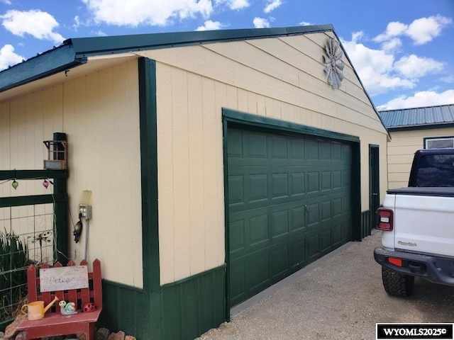view of detached garage