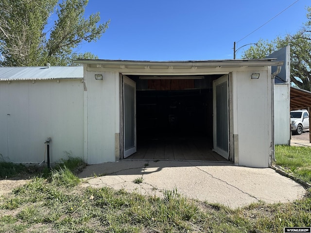 107 S Laramie Ave, Fort Laramie, WY 82212 - view of garage