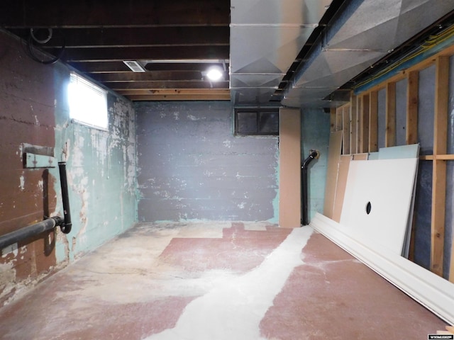 295 N 1st Street E, St, Green River, WY 82935 - view of below grade area