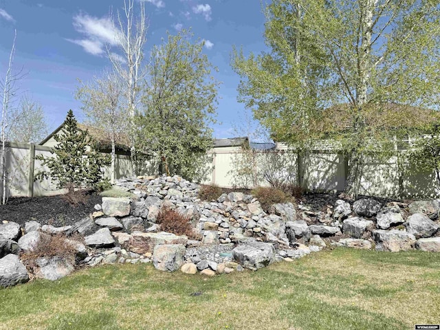 617 Lucille Cir, Evanston, WY 82930 - view of yard