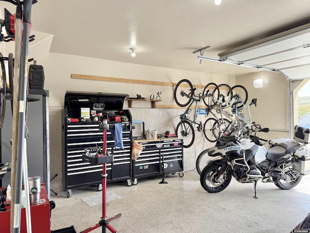 617 Lucille Cir, Evanston, WY 82930 - view of garage