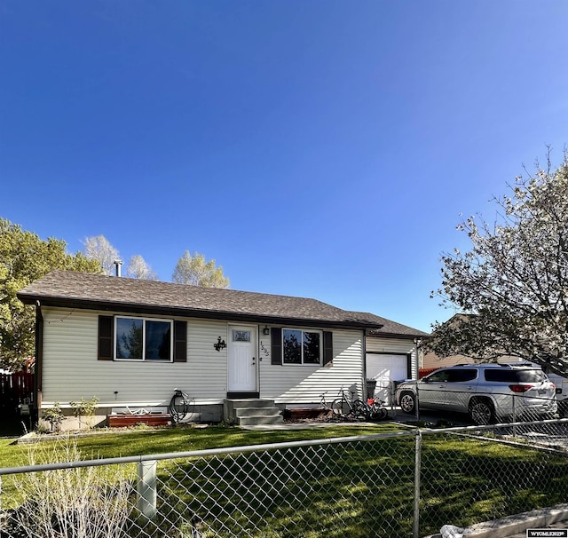 1595 S Riverbend Dr, Green River, WY 82935 - ranch-style house with a garage and entry steps