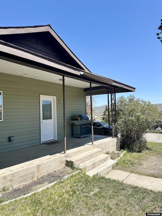 401 Quartz St, Kemmerer, WY 83101 - view of side of home