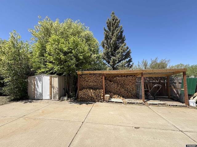 302 Clearview St, Saratoga, WY 82331 - view of patio