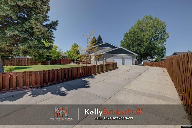 5411 S Oak St, Casper, WY 82601 - view of front of property featuring concrete driveway and a garage
