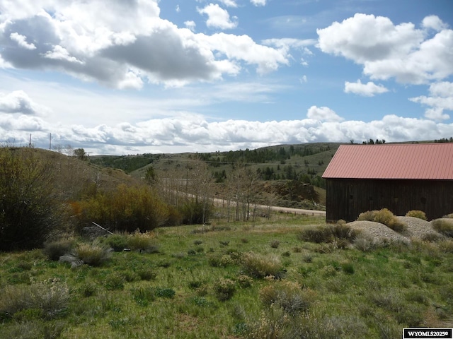 20 N Granier Ave, Atlantic City, WY 82520 - view of yard with an outbuilding