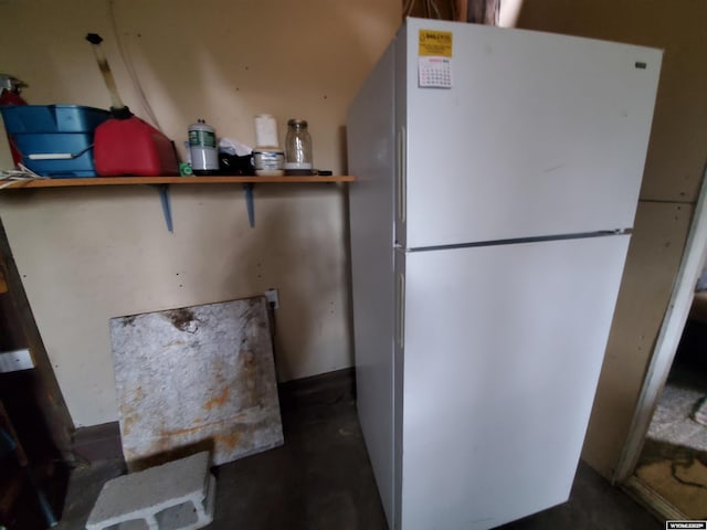 8 Lookout Ln, Dubois, WY 82513 - kitchen with freestanding refrigerator