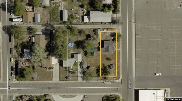 210 N 5th St W, Riverton, WY 82501 - aerial view of property's location with property boundaries highlighted