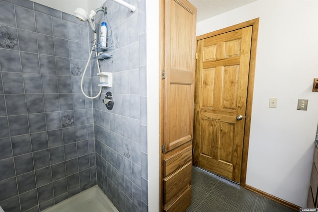 1301 Overland Dr, Rock Springs, WY 82901 - bathroom with tiled shower and tile patterned floors