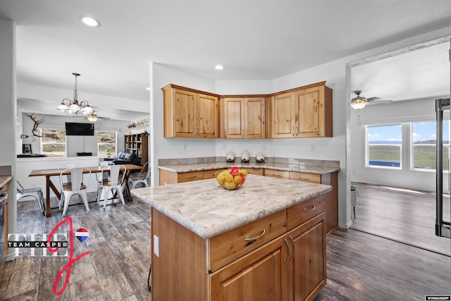 67 Monument Creek Rd, Hanna, WY 82327 - kitchen featuring a chandelier, dark wood-style floors, healthy amount of natural light, ceiling fan, and recessed lighting