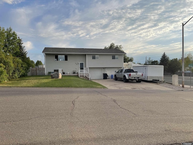 479 Twin Ridge Ave, Evanston, WY 82930 - view of front of house with a garage and driveway
