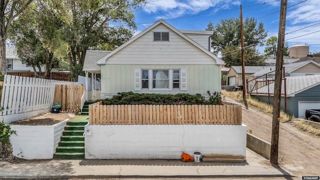 922 New Hampshire St, Rock Springs, WY 82901 - view of bungalow-style home