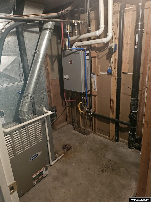 1150 Park View Dr, Green River, WY 82935 - utility room with heating unit