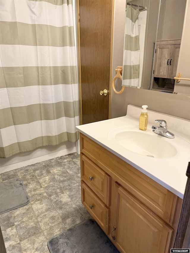 601 Diamondville Ave, Diamondville, WY 83116 - bathroom featuring vanity and curtained shower