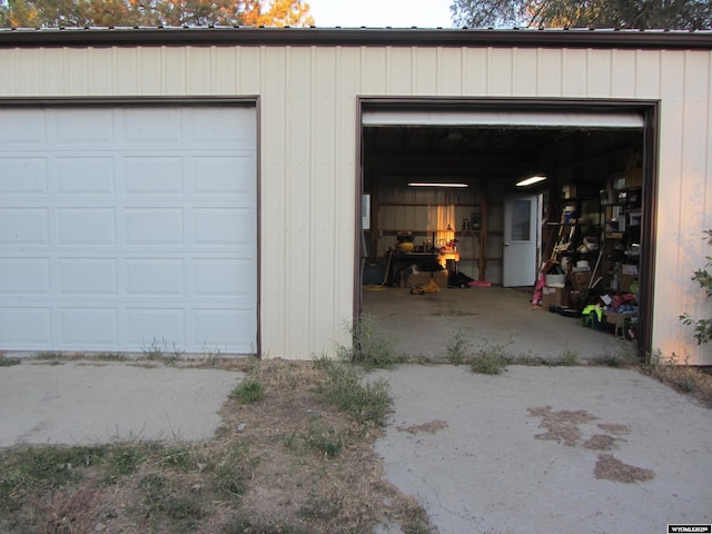 716 S 6th, Douglas, WY 82633 - view of garage