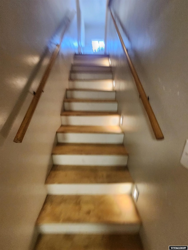 828 Fort St, Buffalo, WY 82834 - view of stairs