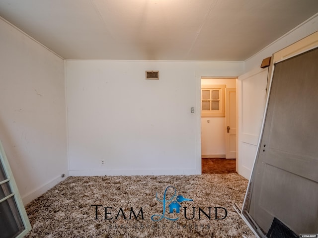 719 E 4th St, Casper, WY 82601 - empty room with carpet flooring and baseboards