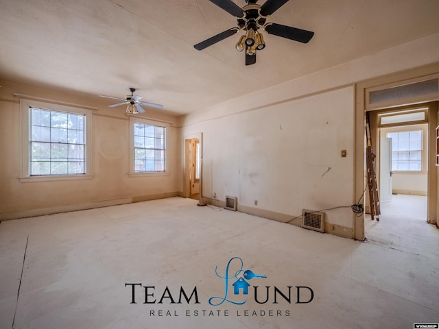 719 E 4th St, Casper, WY 82601 - spare room with a ceiling fan
