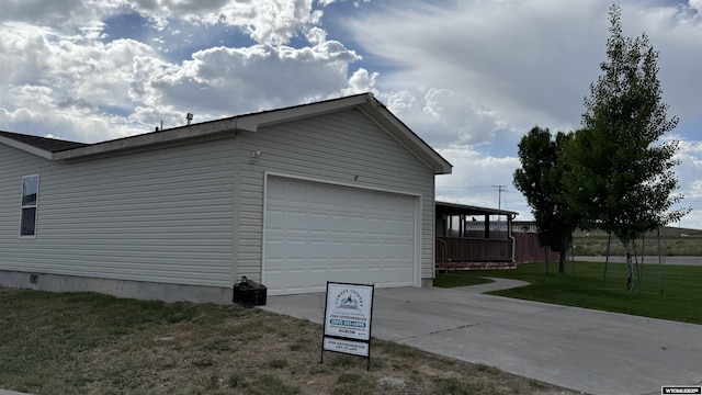 2108 Energy, Rawlins, WY 82301 - garage with driveway
