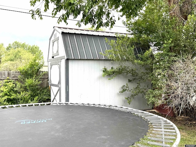 327 S Iowa Ave, Guernsey, WY 82214 - garage featuring a storage unit