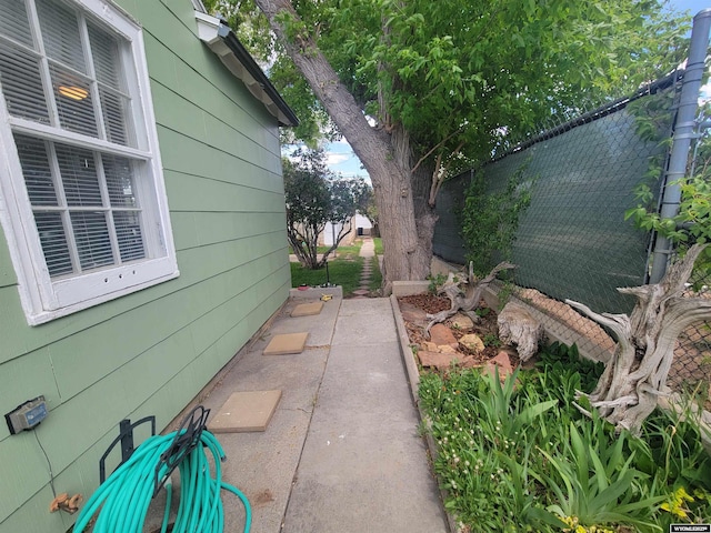 1031 Mckinley Ave, Rock Springs, WY 82901 - view of patio / terrace