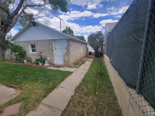 1031 Mckinley Ave, Rock Springs, WY 82901 - view of side of property
