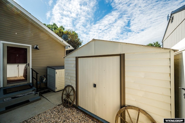 750 N Adams Ave, Buffalo, WY 82834 - view of shed featuring entry steps