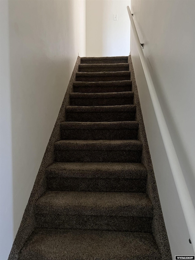 721 Sioux, Evanston, WY 82930 - view of stairs