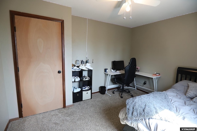 609 Klondike Dr, Buffalo, WY 82834 - bedroom featuring carpet, ceiling fan, and a desk
