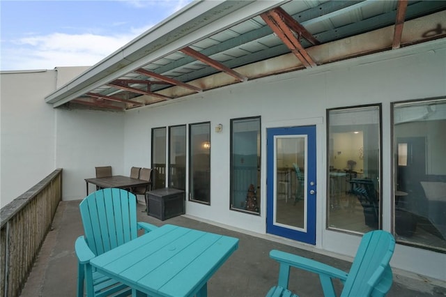 6317 State Highway 361 Unit 3311, Port Aransas, TX 78373 - view of patio / terrace with outdoor dining space