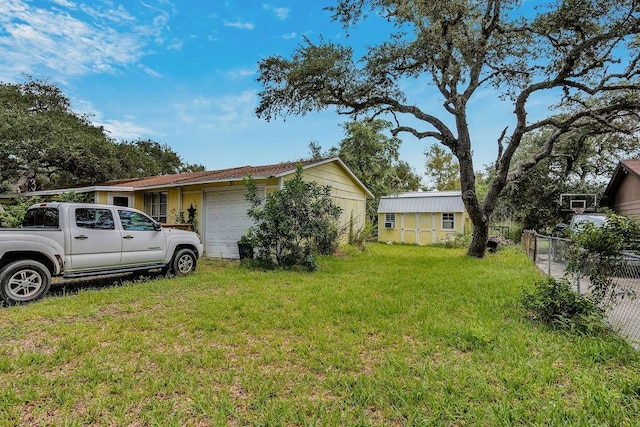 540 Jacoby Ln, Aransas Pass, TX 78336 - view of side of home featuring a garage