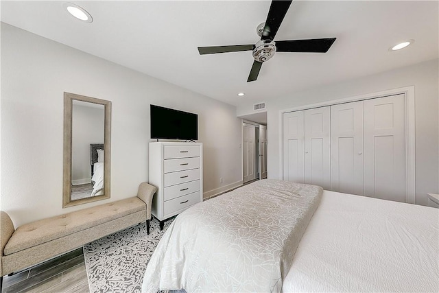 611 Lauderdale Dr, Rockport, TX 78382 - bedroom with recessed lighting, wood finished floors, and ceiling fan